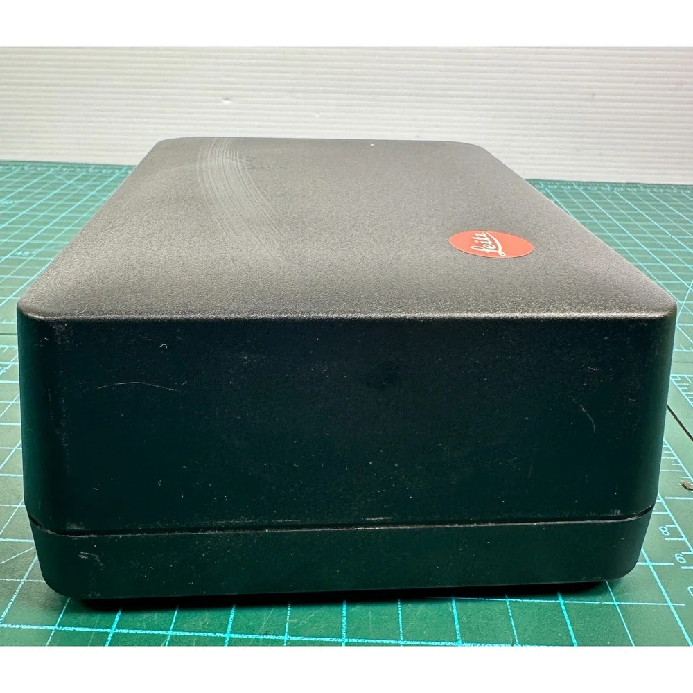 Leitz Leica R4 Camera Storage Case Black Hard Shell Red Flocked Interior Vintage